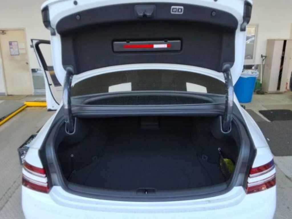 Genesis G80 - Vista 11