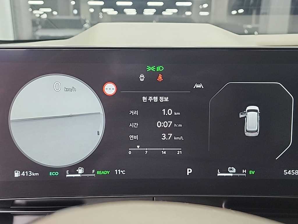 KIA Carnival - Vista 6