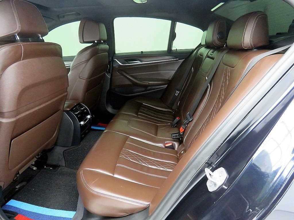 BMW 5 Series - Vista 7