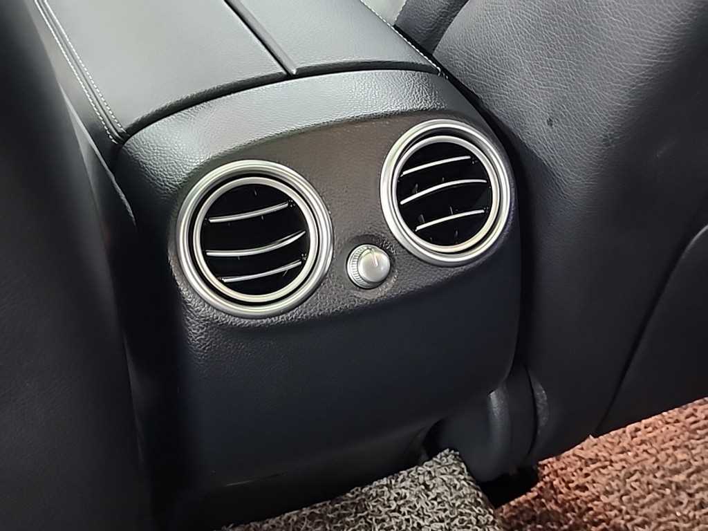 Mercedes Benz GLC Class 2020 Blanco - Importación desde Corea - HF Imports Iquique - Foto 13