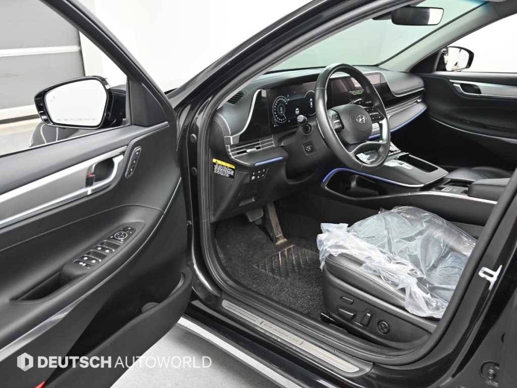 HYUNDAI Grandeur - Vista 11