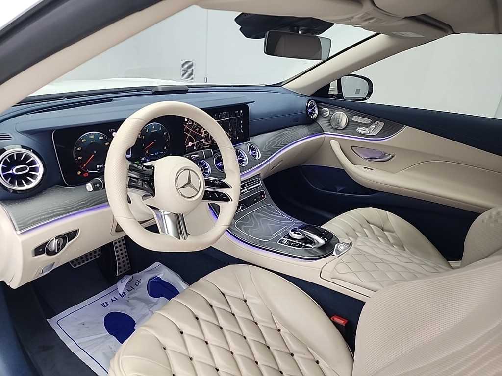 Mercedes Benz E class - Vista 7