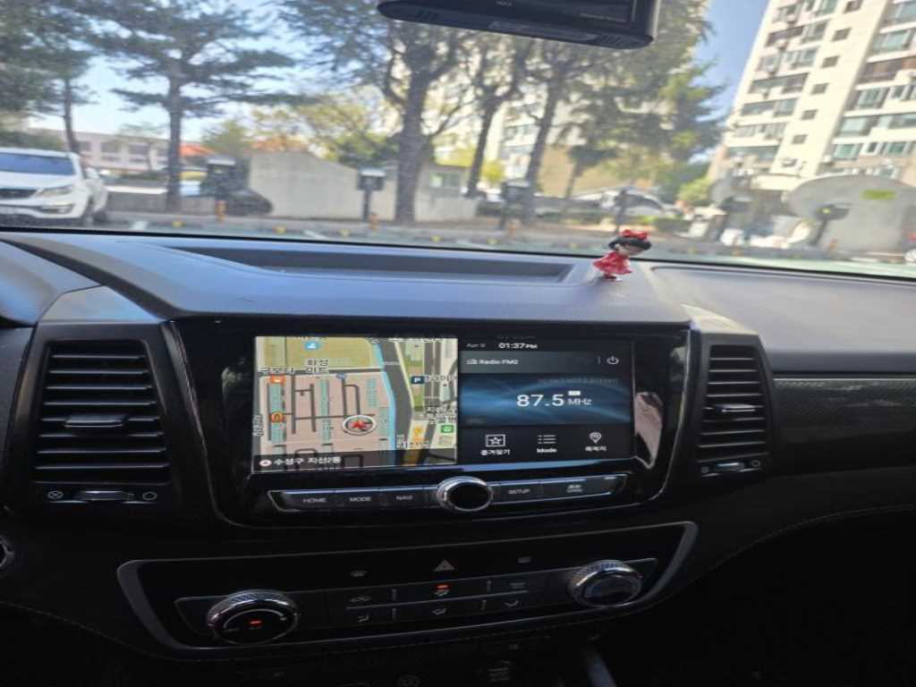 Ssangyong Rexton - Vista 11