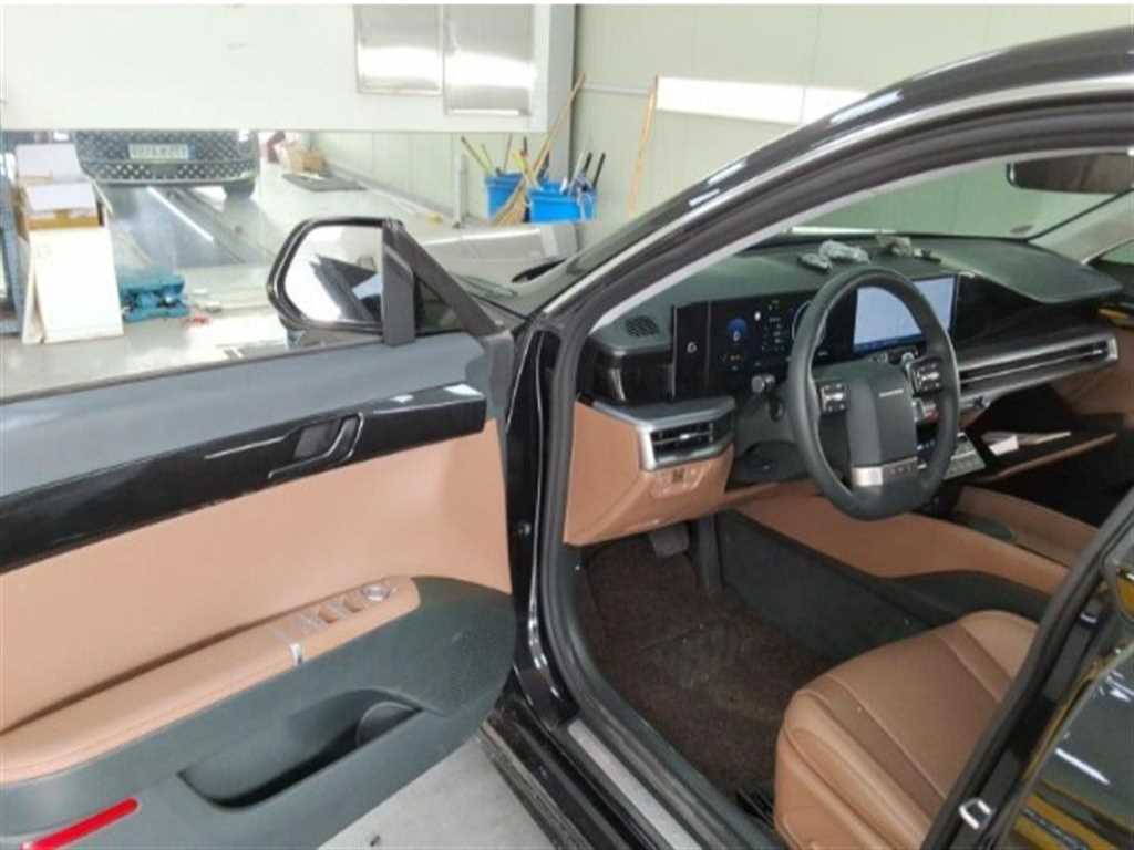HYUNDAI Grandeur - Vista 9