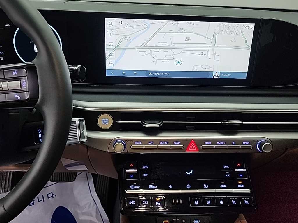 HYUNDAI Grandeur - Vista 10