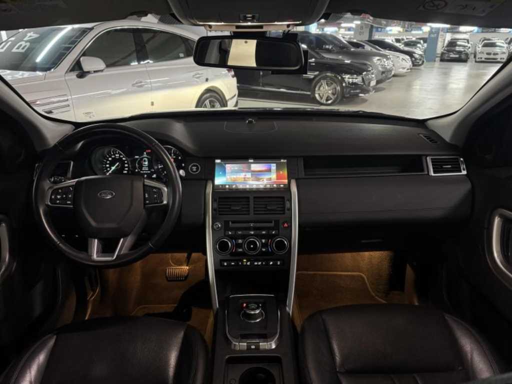 Land Rover Discovery Sports - Vista 8