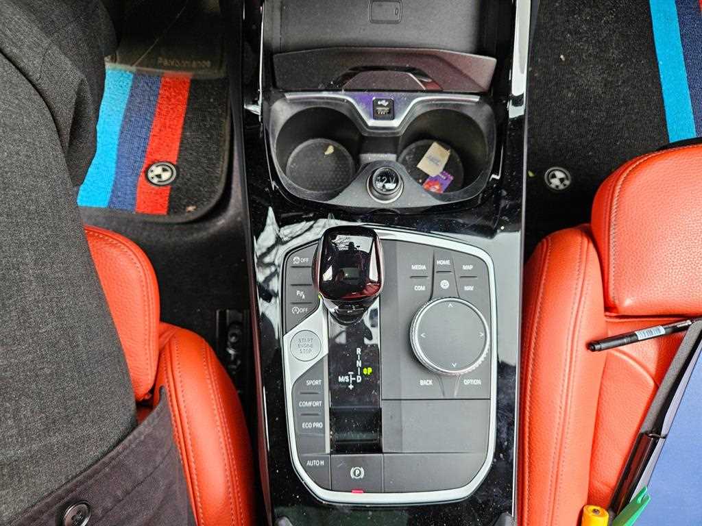 BMW 1 series 2021 Blanco - Importación desde Corea - HF Imports Iquique - Foto 15