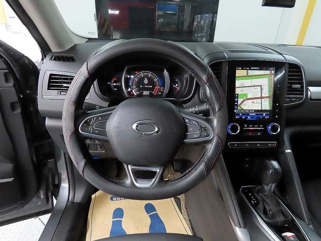 SAMSUNG QM6 - Vista 9