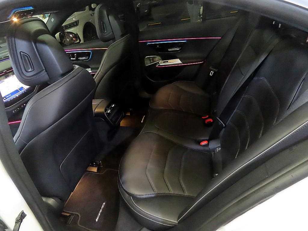 Mercedes Benz E class - Vista 7