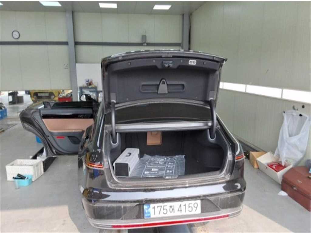 HYUNDAI Grandeur - Vista 12