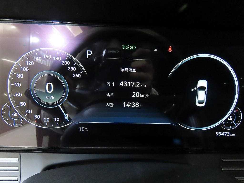 HYUNDAI Grandeur - Vista 9