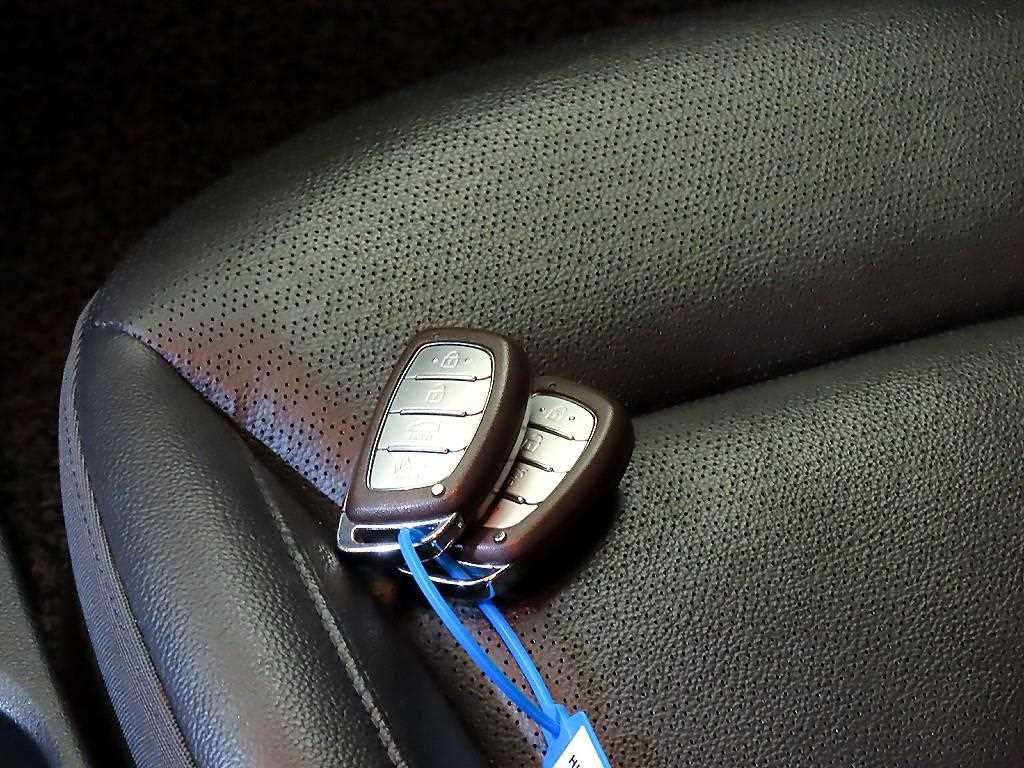 HYUNDAI Avante 2019 Blanco - Importación desde Corea - HF Imports Iquique - Foto 18