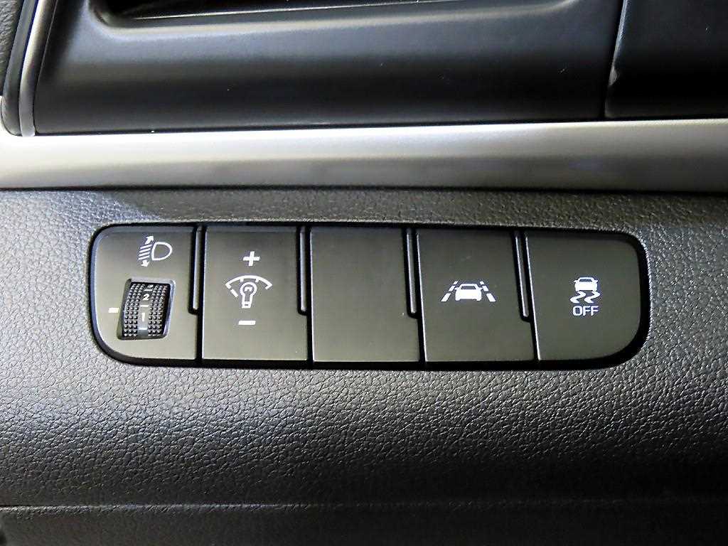 HYUNDAI Avante 2019 Blanco - Importación desde Corea - HF Imports Iquique - Foto 16