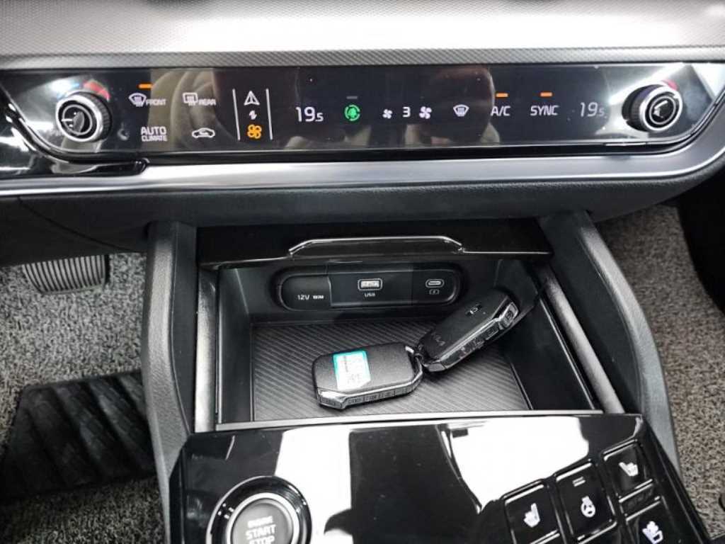 KIA Sportage - Vista 12