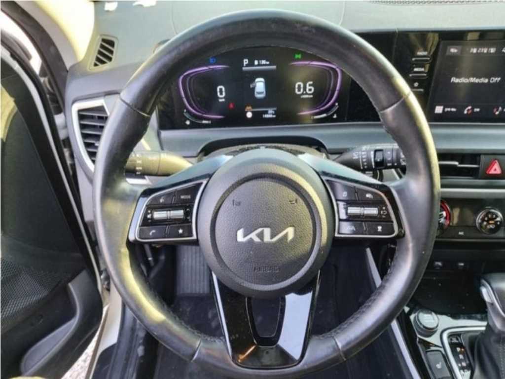 KIA Seltos - Vista 6