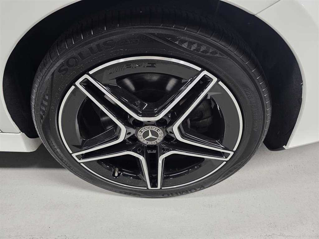 Mercedes Benz CLA Class - Vista 6