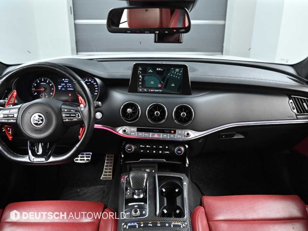 KIA Stinger - Vista 7