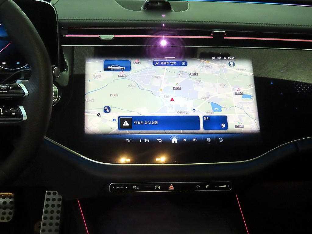 Mercedes Benz E class - Vista 11