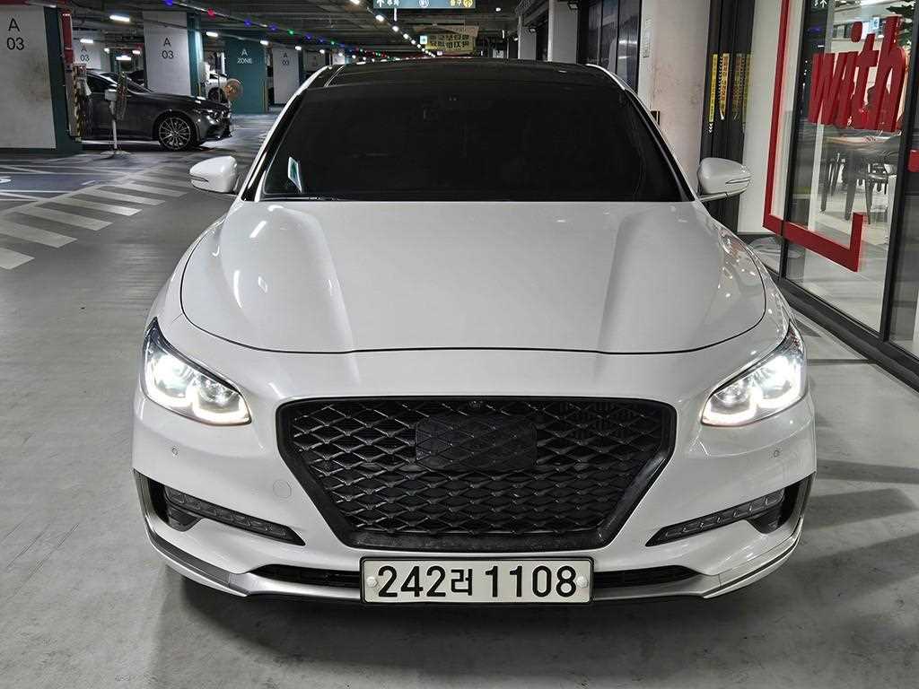 HYUNDAI Grandeur - Vista 2