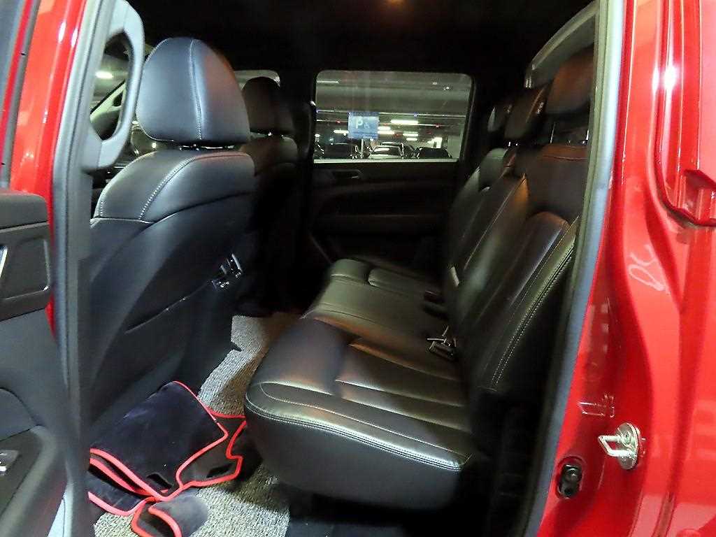 Ssangyong Rexton - Vista 7