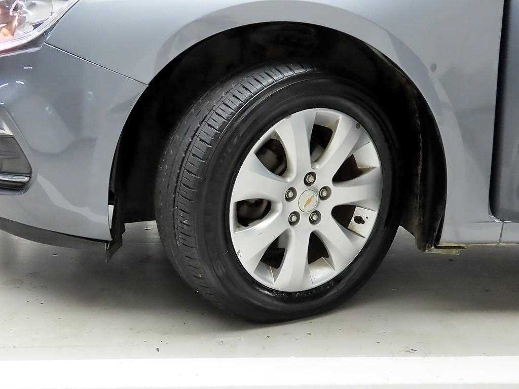 Chevrolet Cruise 2016 Gris - Importación desde Corea - HF Imports Iquique - Foto 19