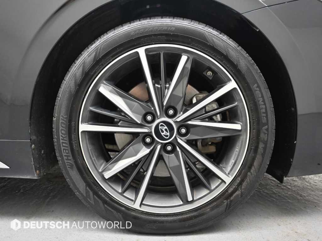 HYUNDAI Grandeur - Vista 5