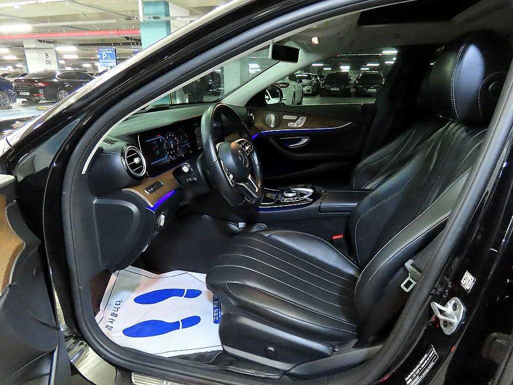 Mercedes Benz E class - Vista 6