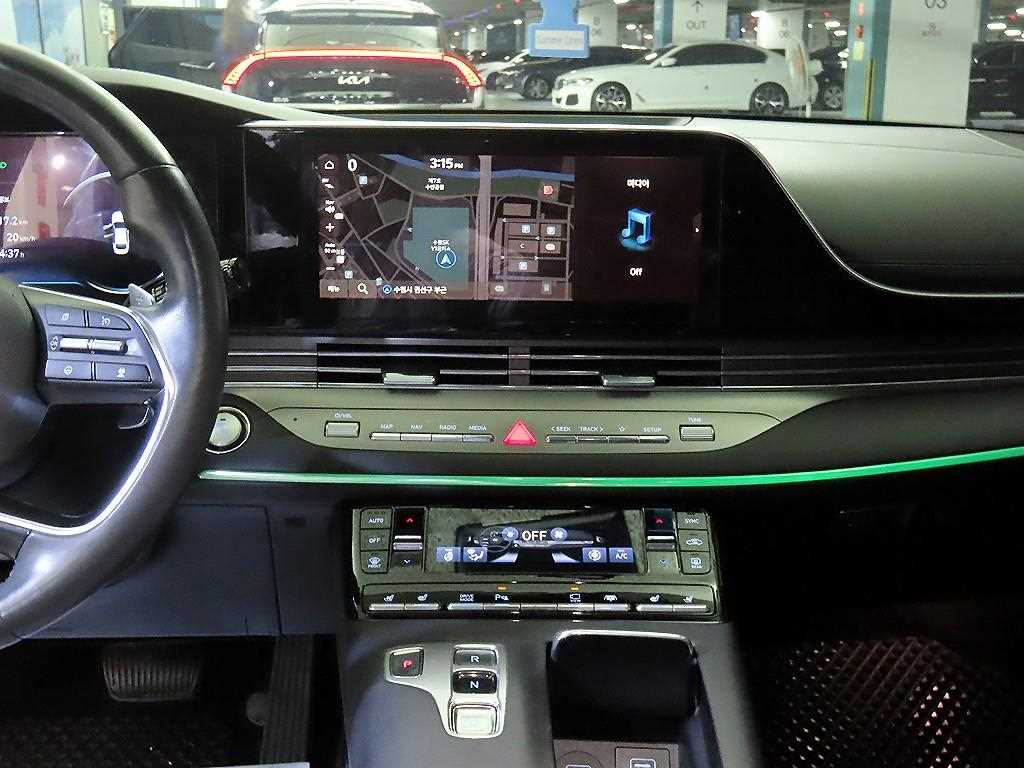 HYUNDAI Grandeur - Vista 11