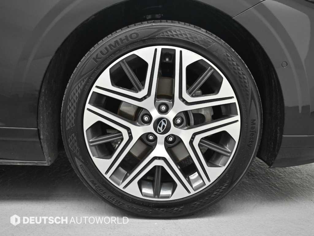 HYUNDAI Grandeur - Vista 5