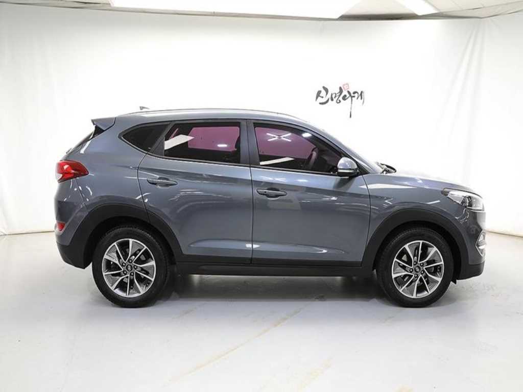 HYUNDAI Tucson - Vista 4