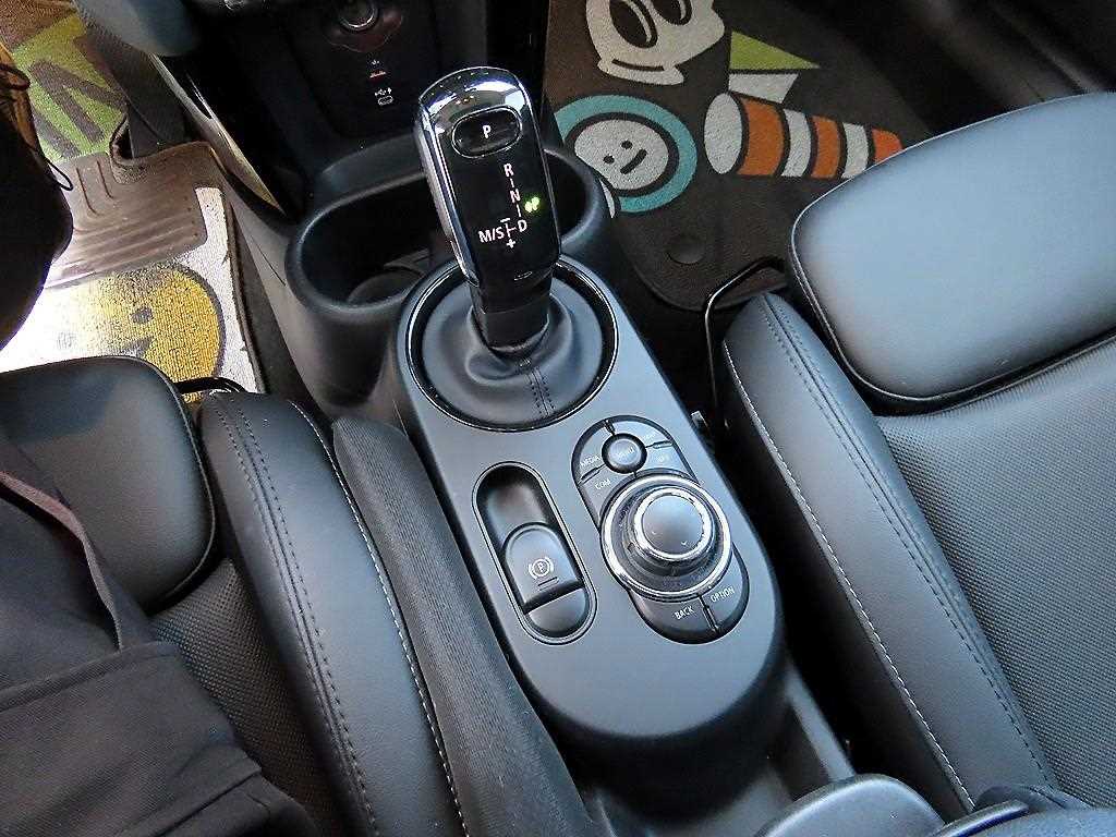 Mini Cooper - Vista 11