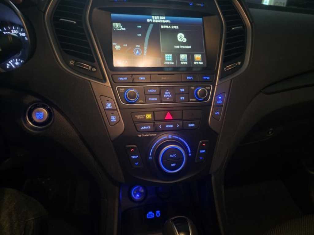 HYUNDAI Santa Fe - Vista 9