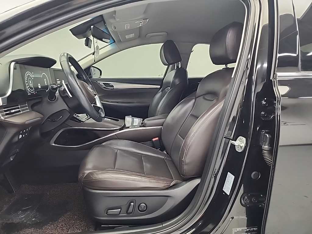 HYUNDAI Grandeur - Vista 11