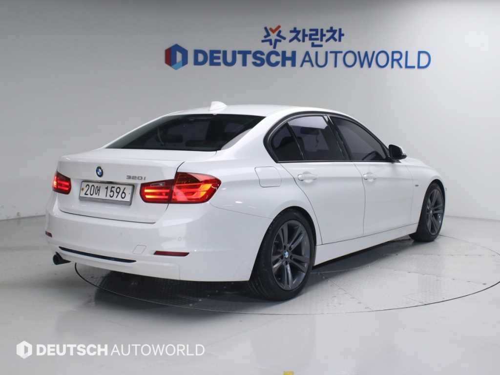 [BMW]3시리즈 (F30) 320i - миниатюра 2