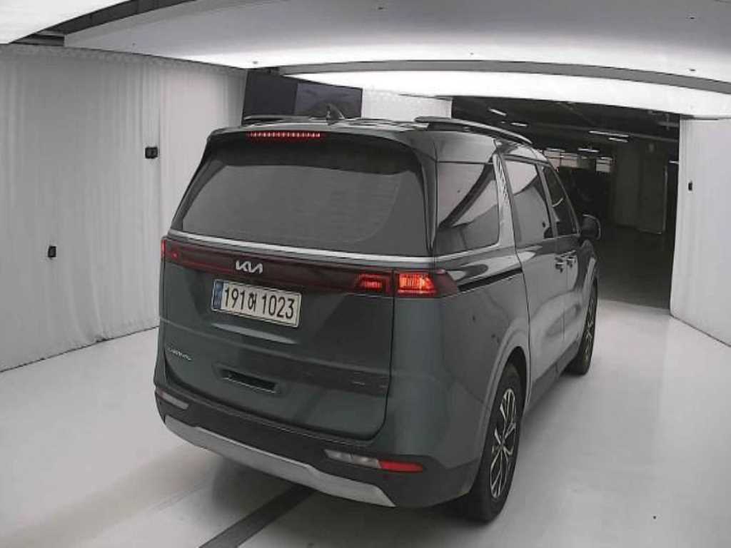 KIA Carnival - Vista 3