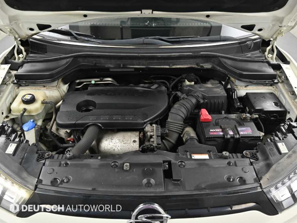 Ssangyong Tivoli - Vista 6