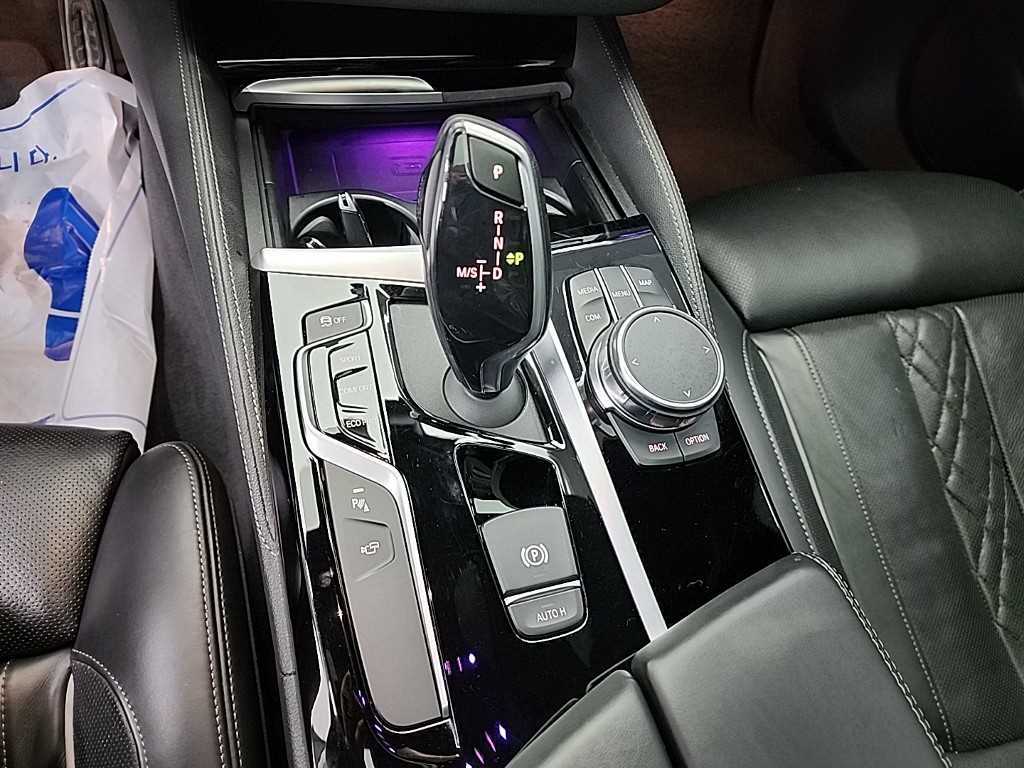 BMW 5 Series - Vista 8