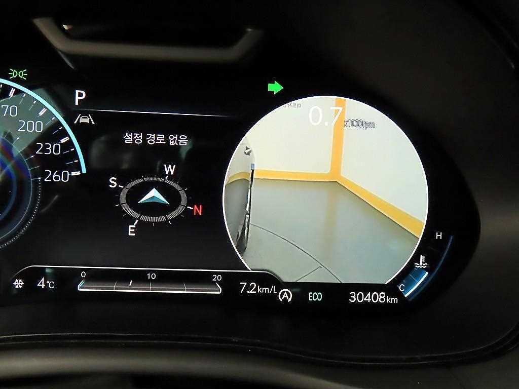 Genesis GV70 - Vista 8