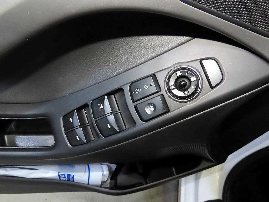 HYUNDAI Avante 2014 Blanco - Importación desde Corea - HF Imports Iquique - Foto 13