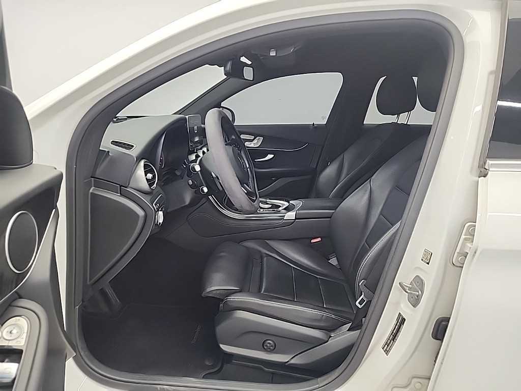 Mercedes Benz GLC Class - Vista 11