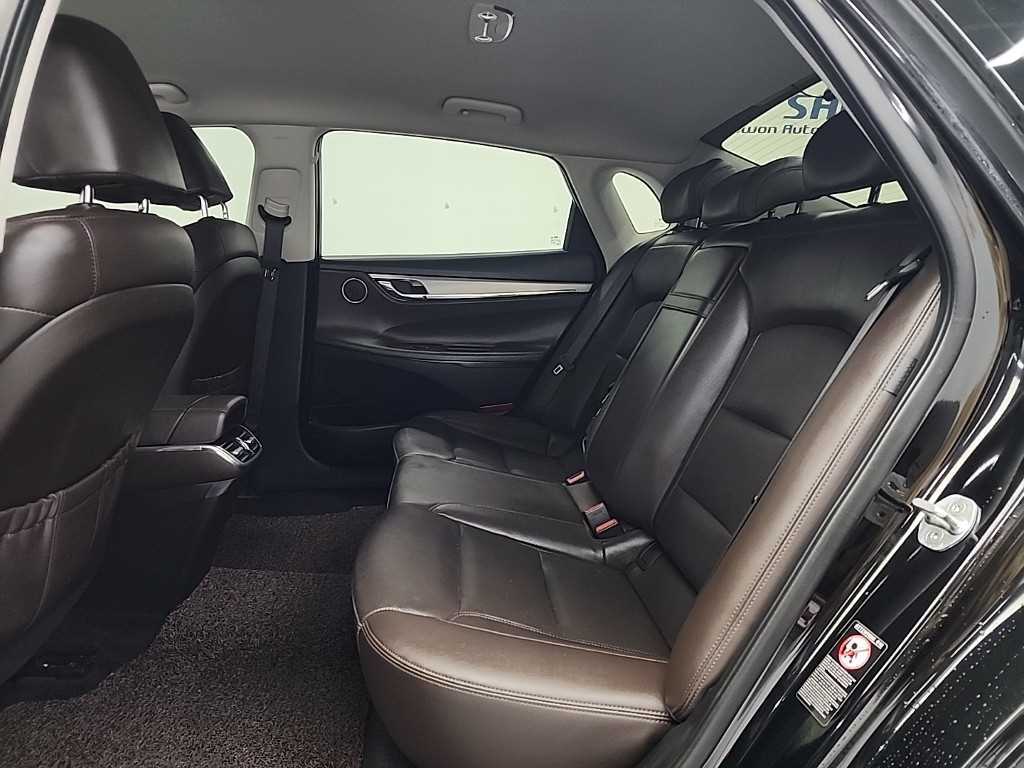 HYUNDAI Grandeur - Vista 12