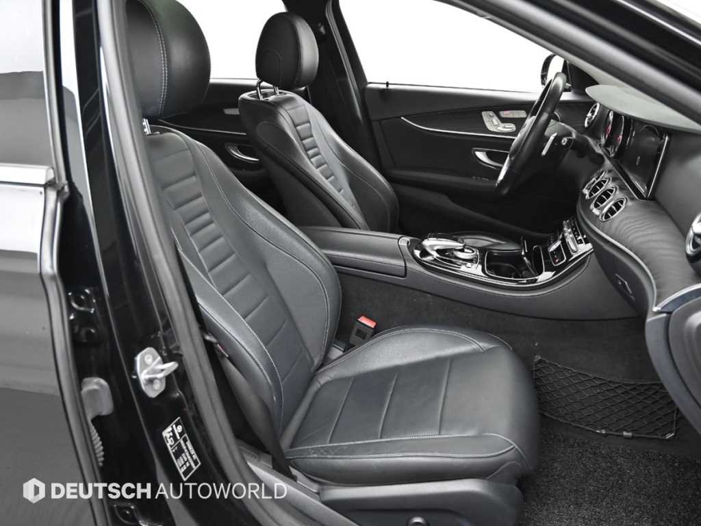 Mercedes Benz E class - Vista 10