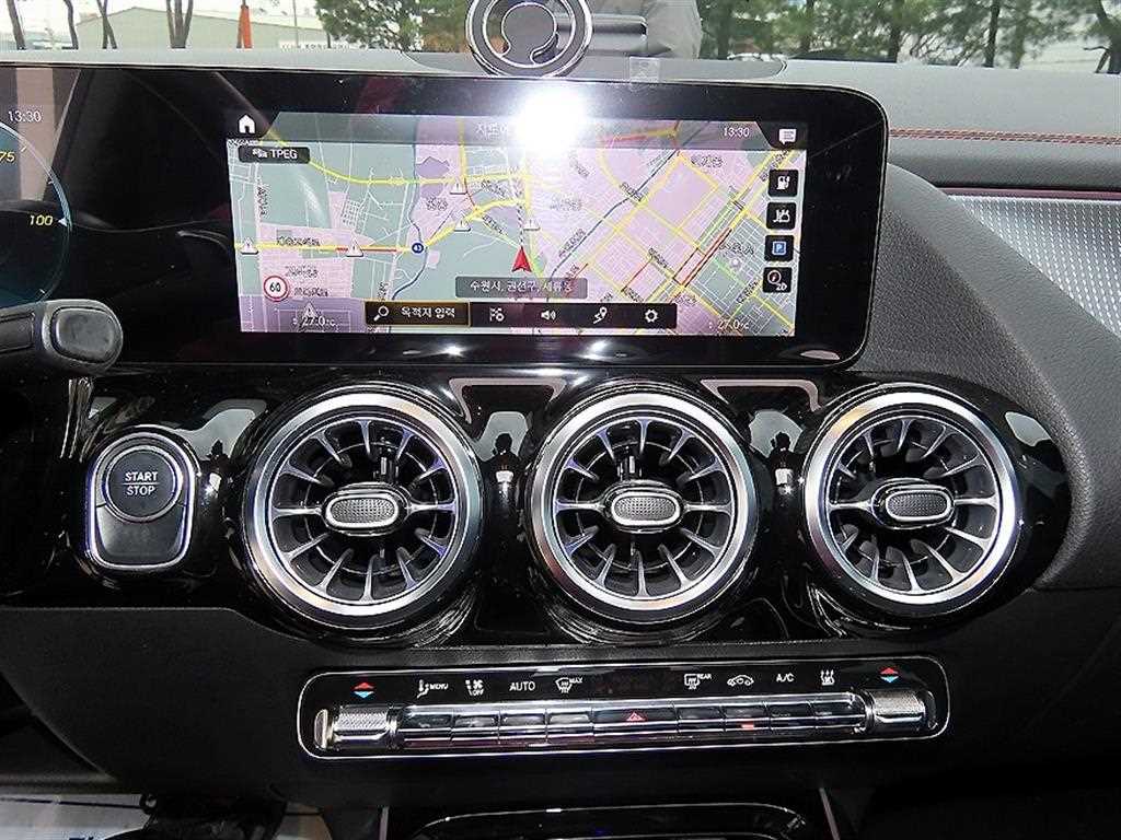 Mercedes Benz EQA 2022 Blanco - Importación desde Corea - HF Imports Iquique - Foto 13