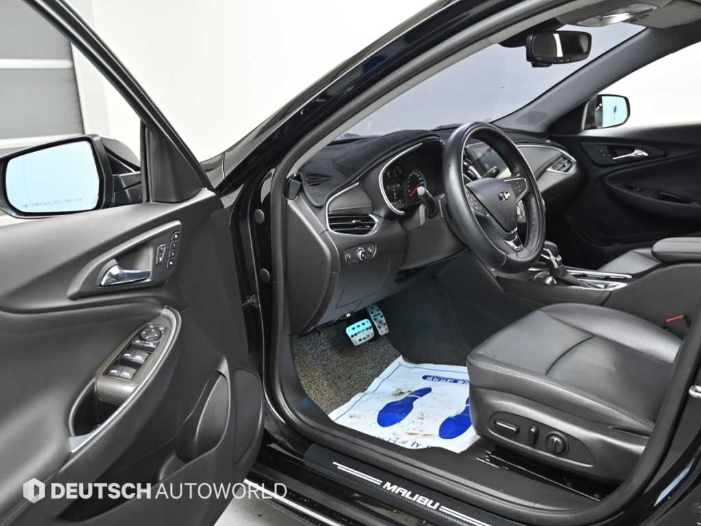 Chevrolet Malibu - Vista 11