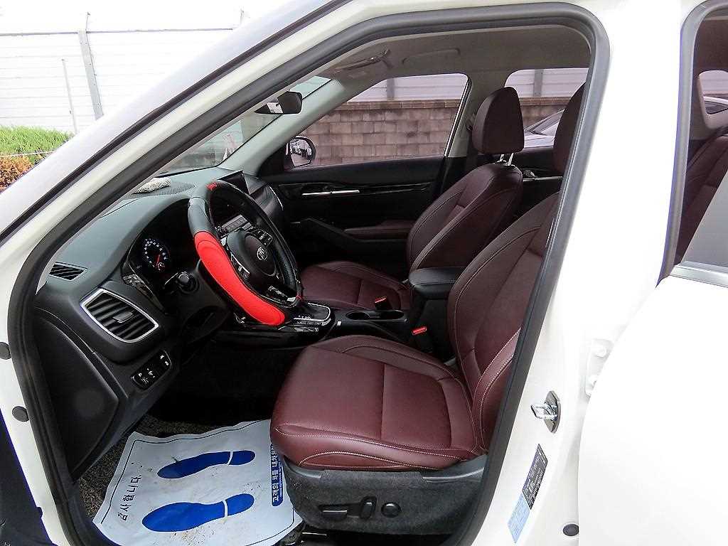 KIA Seltos - Vista 5