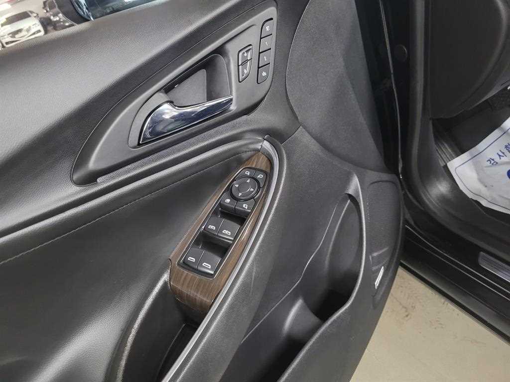 Chevrolet Malibu 2018 Negro - Importación desde Corea - HF Imports Iquique - Foto 17