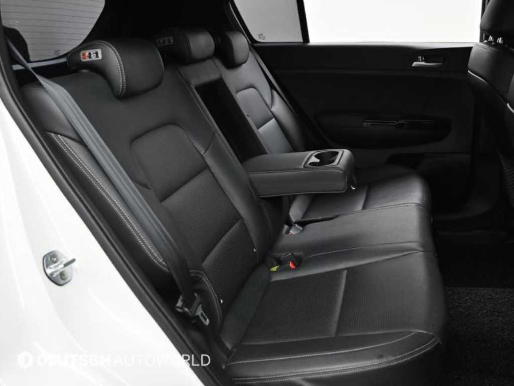 KIA Sportage - Vista 8