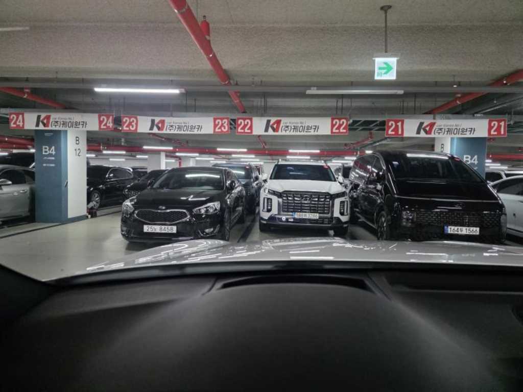 Genesis GV70 2023 Blanco - Importación desde Corea - HF Imports Iquique - Foto 17