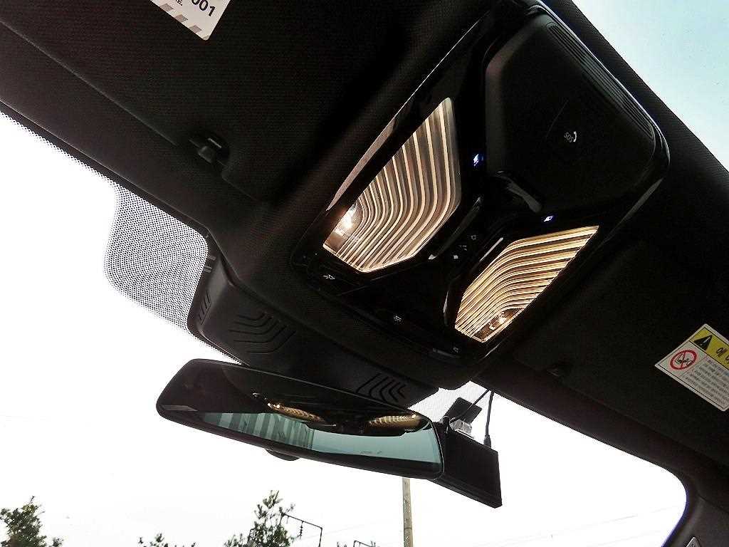 BMW 5 Series 2018 Blanco - Importación desde Corea - HF Imports Iquique - Foto 15