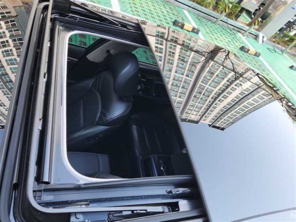 HYUNDAI Grandeur - Vista 2